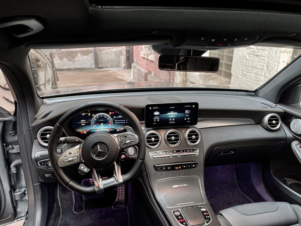 mercedes glc 63 amg coupe interieur test