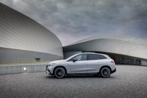 mercedes amg eqe suv 2023 3