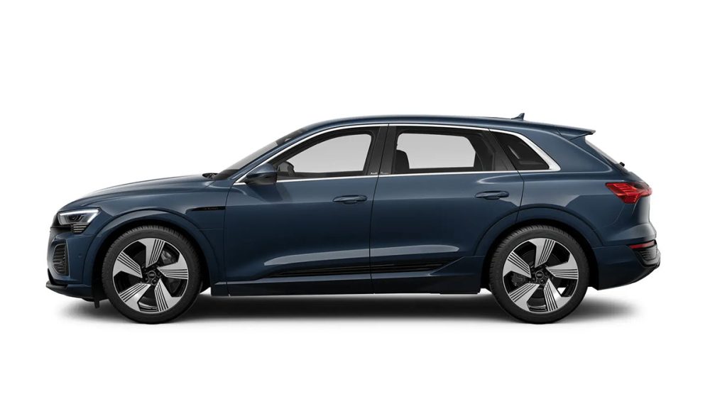 audi q8 etron side