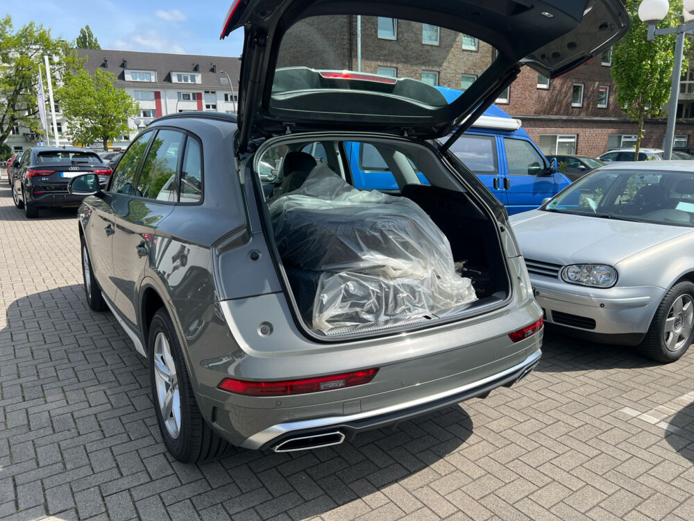 Auto-Abo Winterreifen im Kofferaum