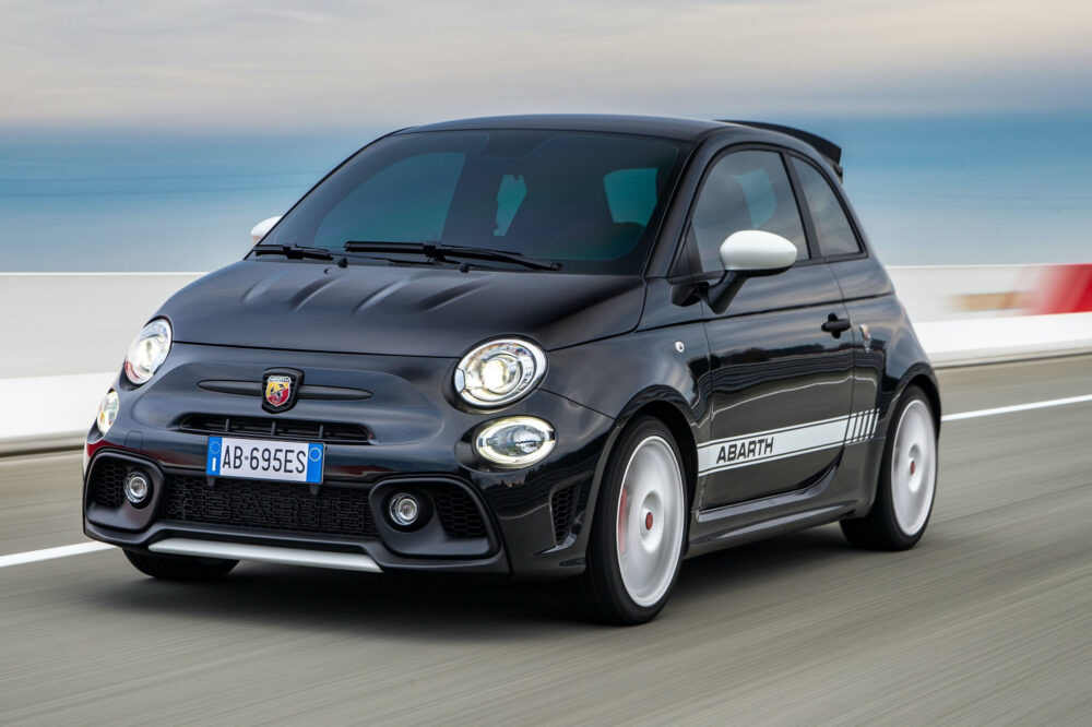 abarth 695 01
