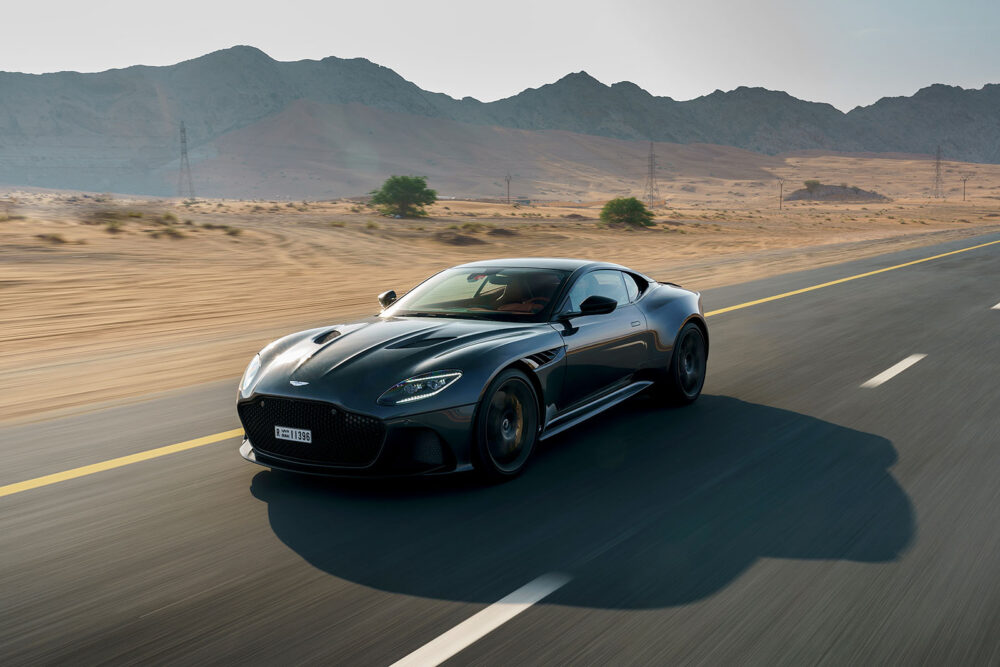 aston martin dbs superleggera 08