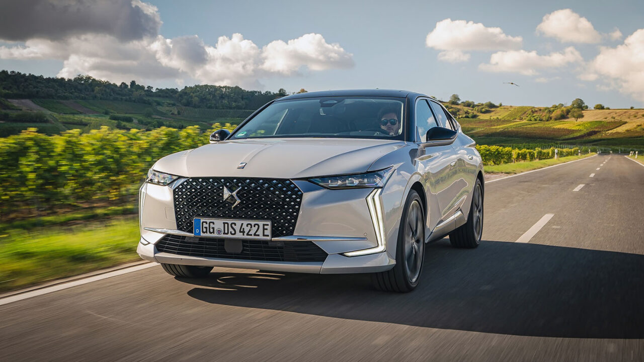 DS Automobiles DS 4 Vehicle Model